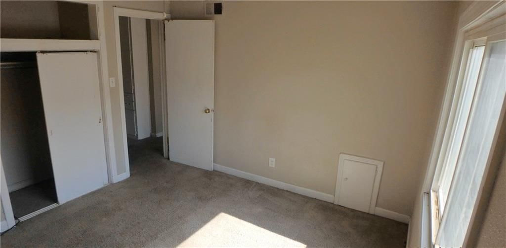 2304 E 75th Street — photo 11