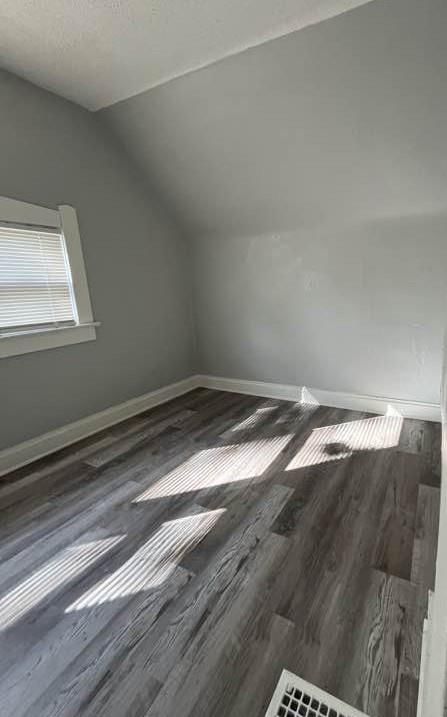3306 Spruce Avenue — photo 19