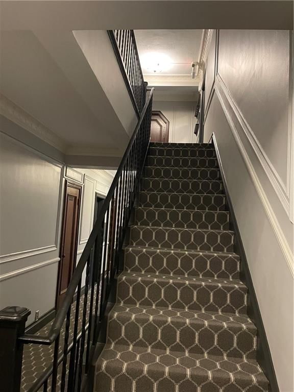 807 W 48th Street — photo 3