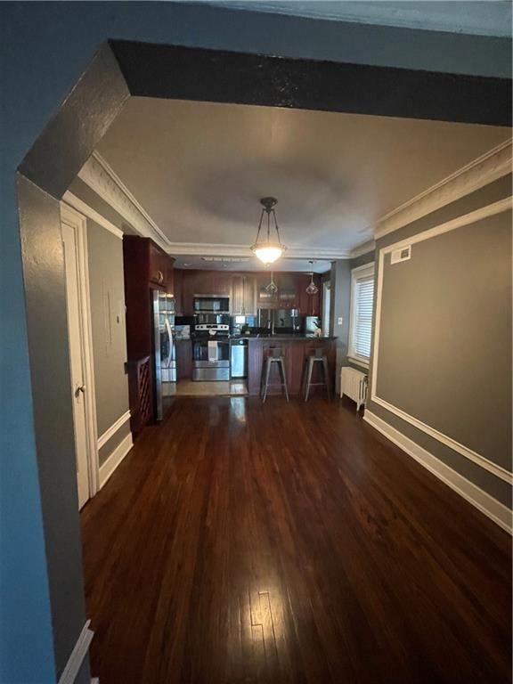 807 W 48th Street — photo 11