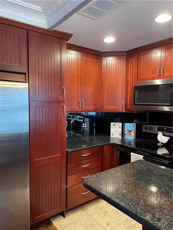 807 W 48th Street — photo 16