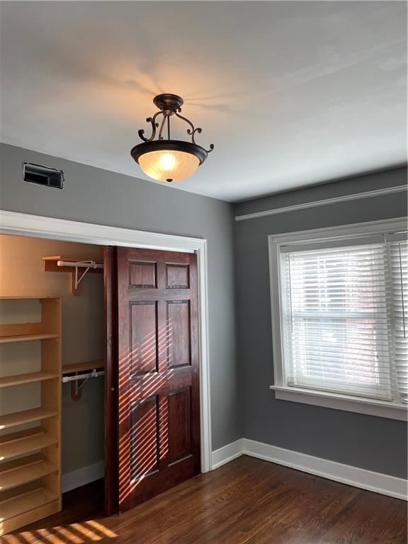 807 W 48th Street — photo 26