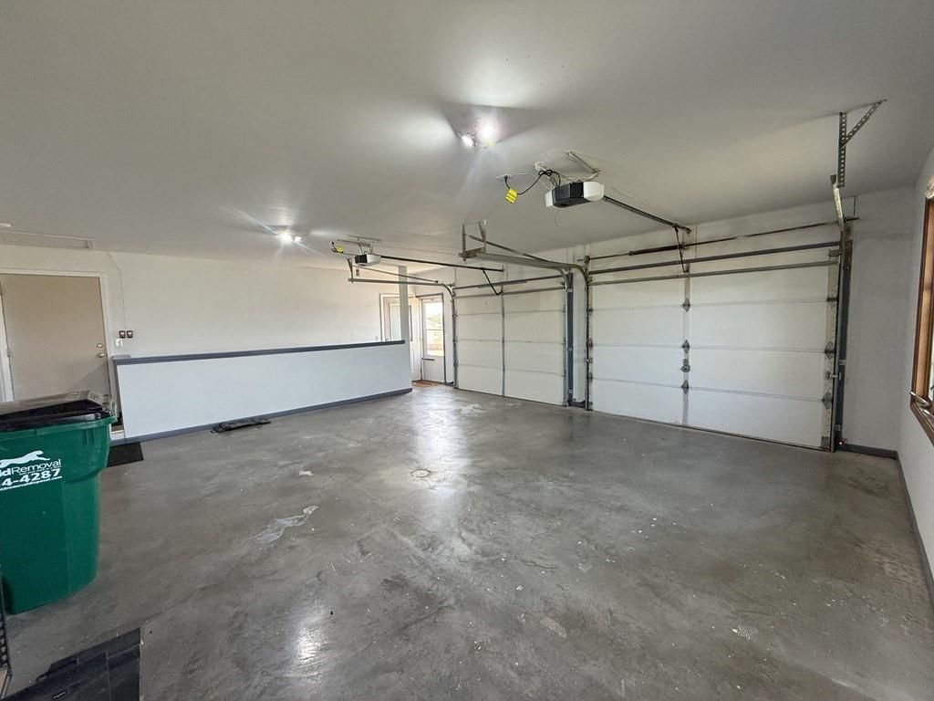 100 Meadows Lane — photo 17