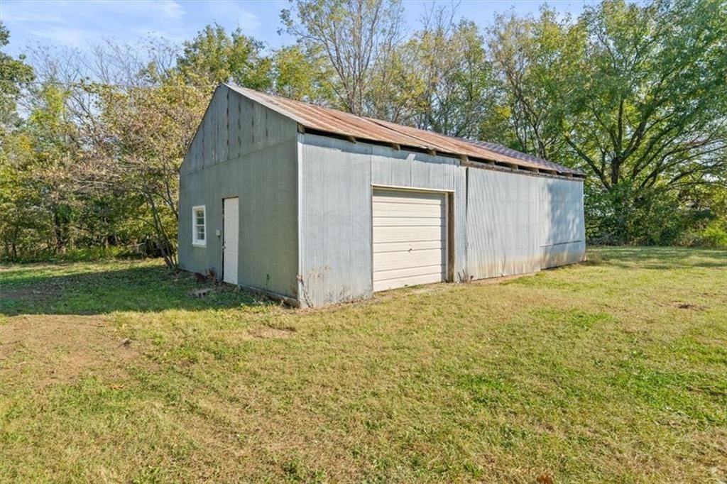 5600 E Poney Creek Road — photo 27