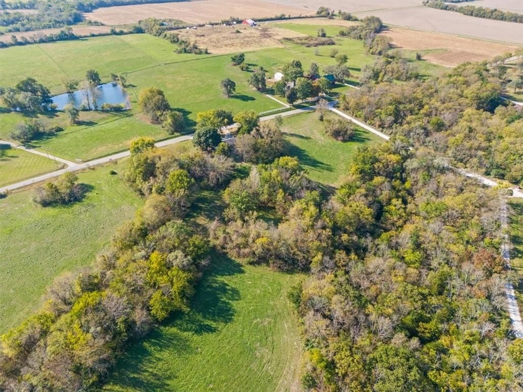 5600 E Poney Creek Road — photo 35