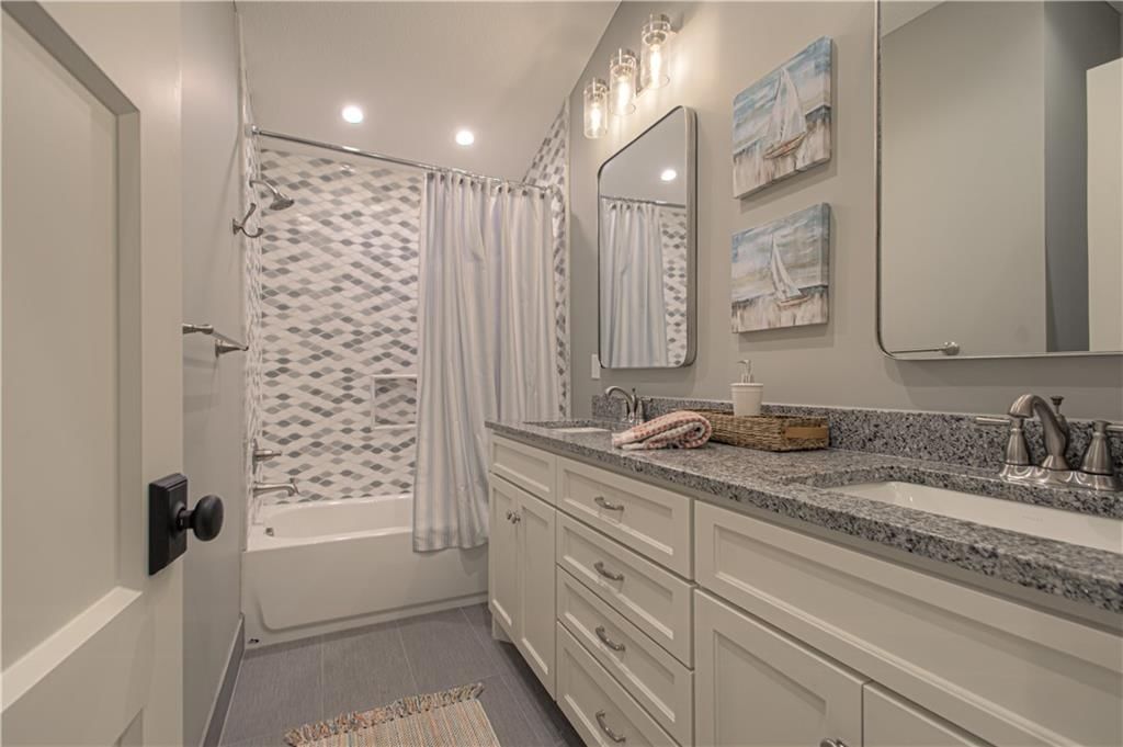 27582 W Highland Circle — photo 39