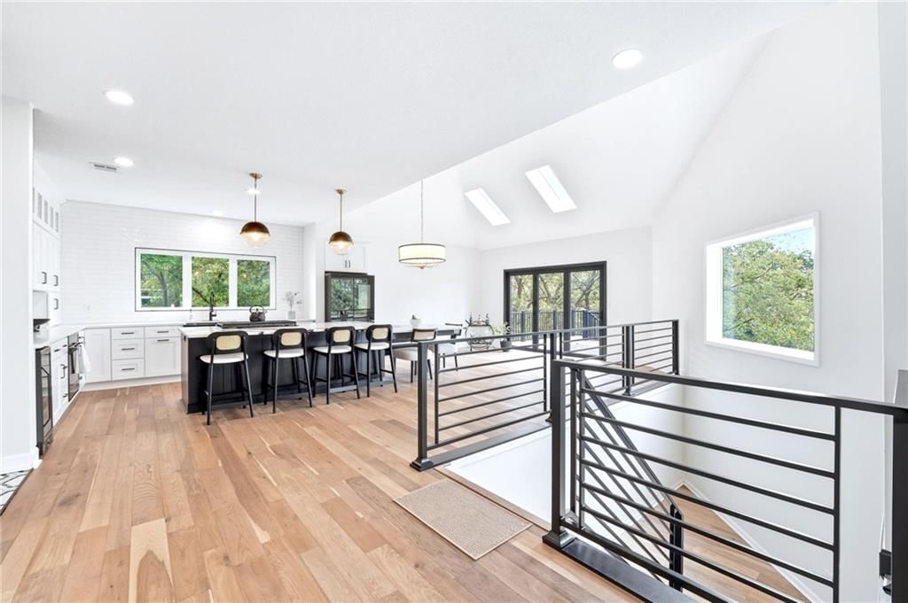 Photo 13 of 59 - 21101 W 90th Street
