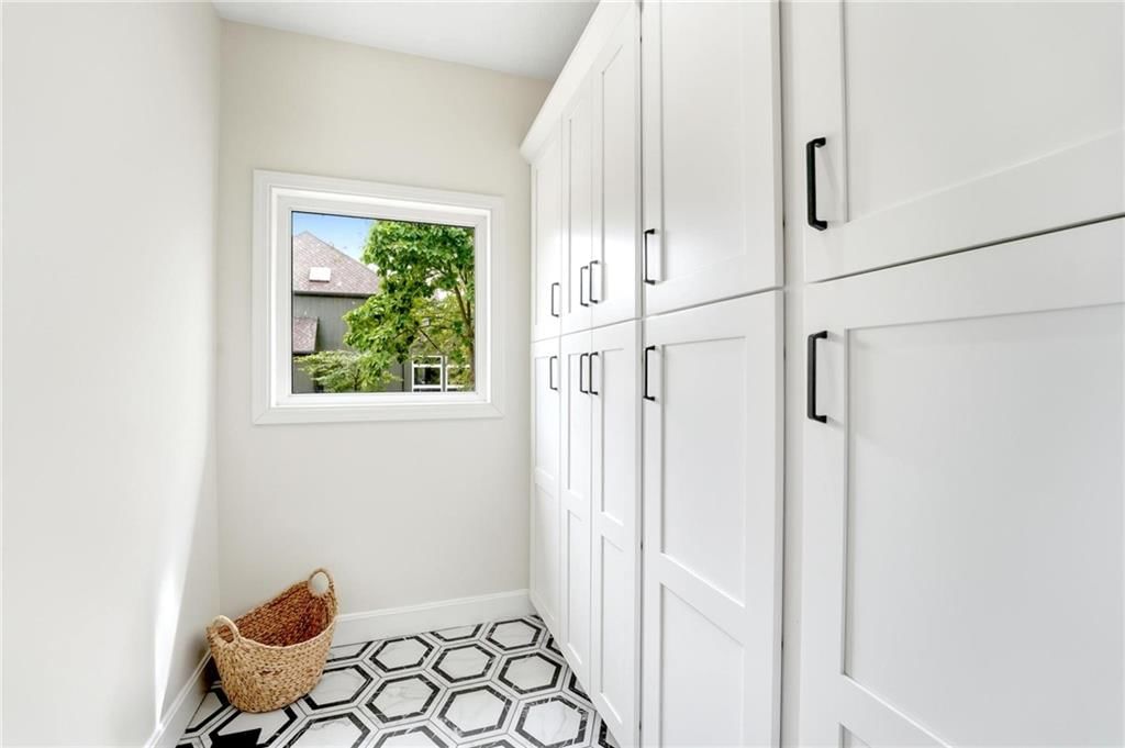Photo 27 of 59 - 21101 W 90th Street