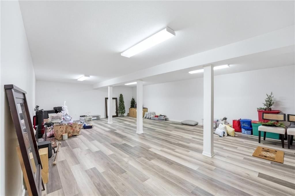 Photo 41 of 59 - 21101 W 90th Street
