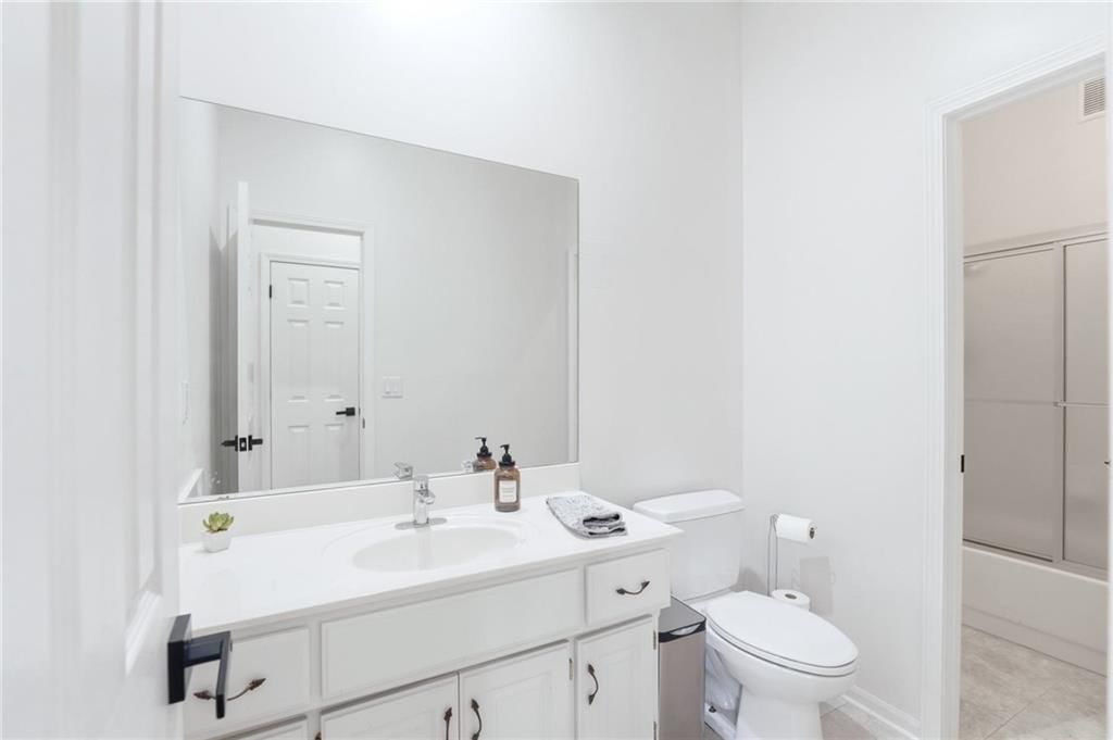 Photo 43 of 59 - 21101 W 90th Street