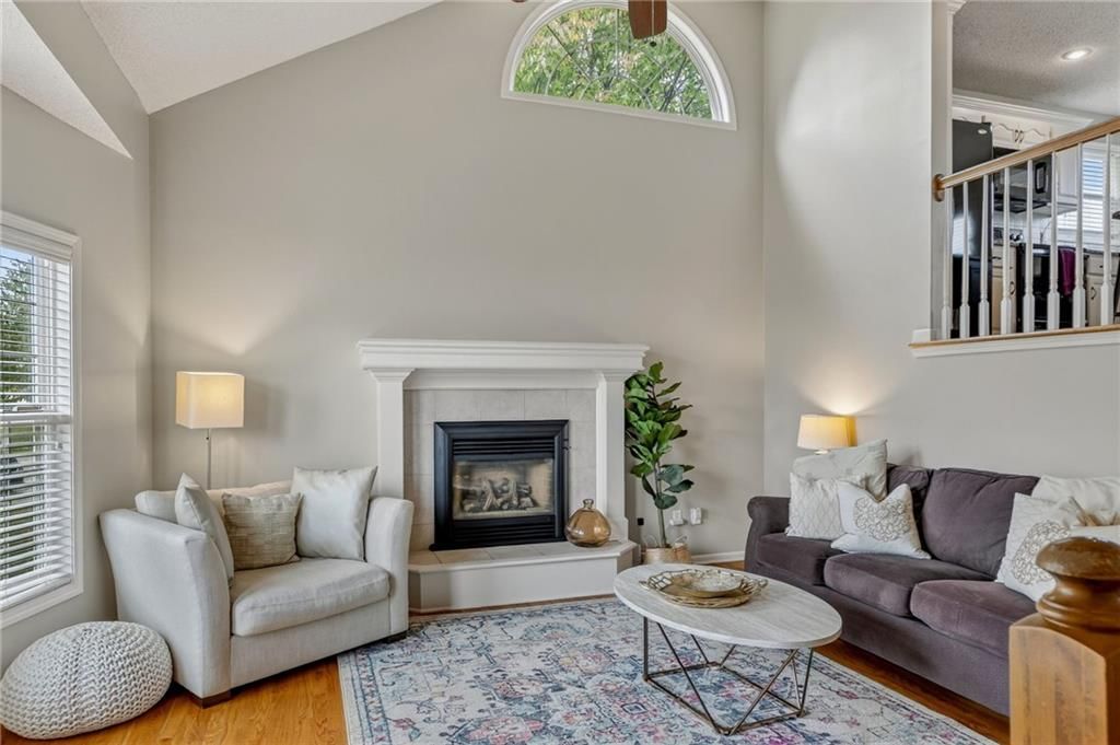Photo 6 of 32 - 1730 NE Chowning Drive