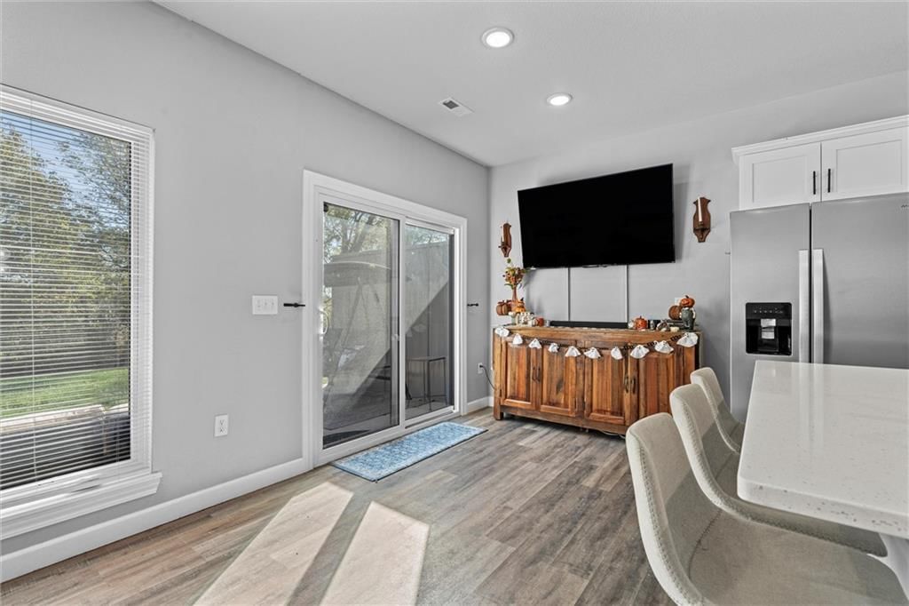 83 B SE 381 Road — photo 11