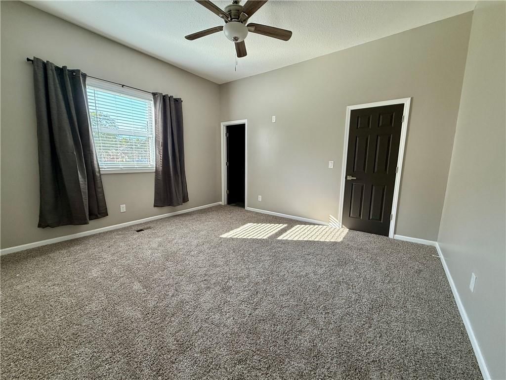 921 Brown Avenue — photo 10