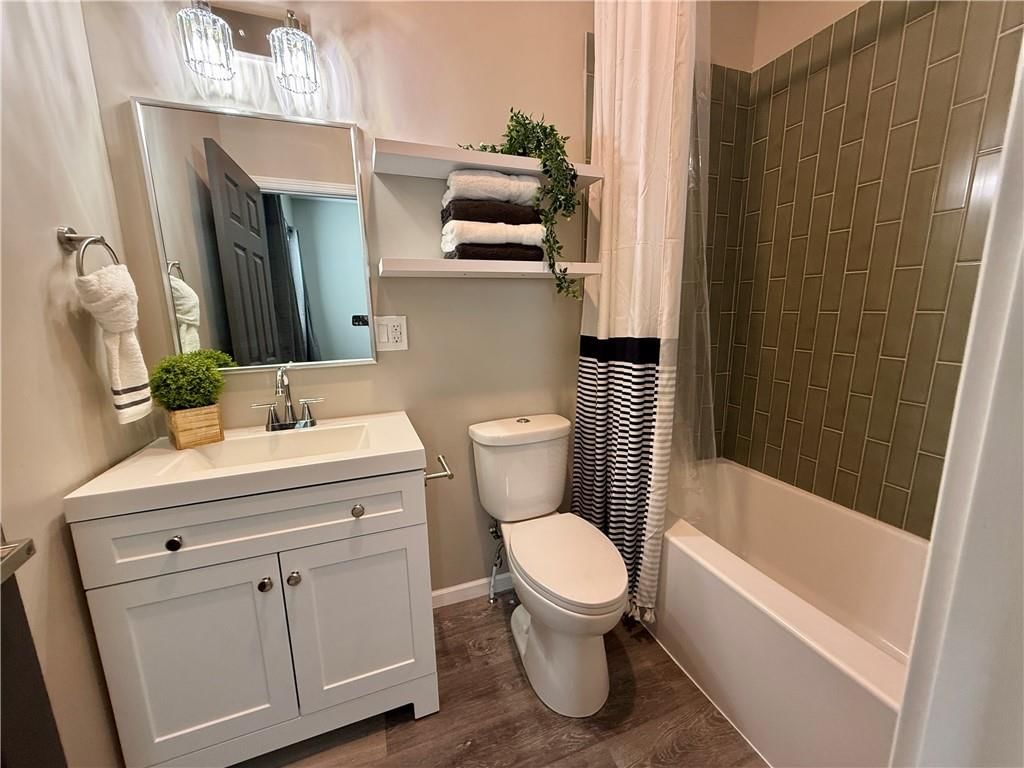 921 Brown Avenue — photo 11