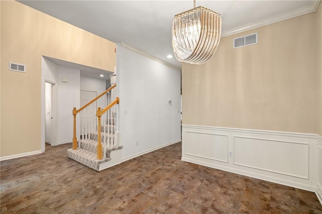 8031 W 122nd Terrace — photo 9