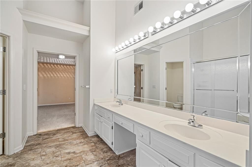 8031 W 122nd Terrace — photo 33