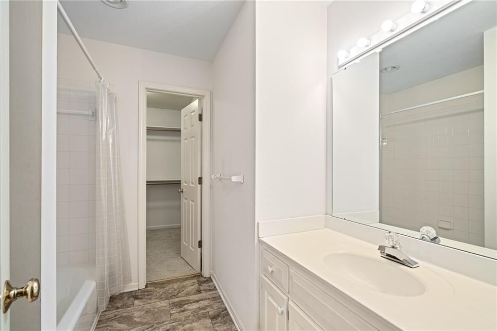 8031 W 122nd Terrace — photo 40