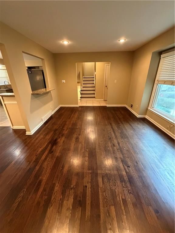 10530 Askew Avenue — photo 4