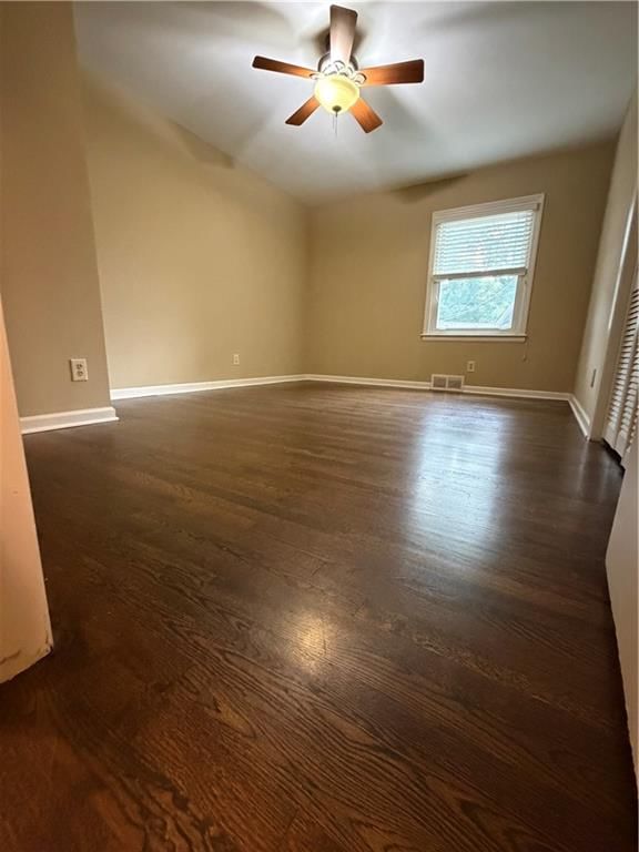 10530 Askew Avenue — photo 17