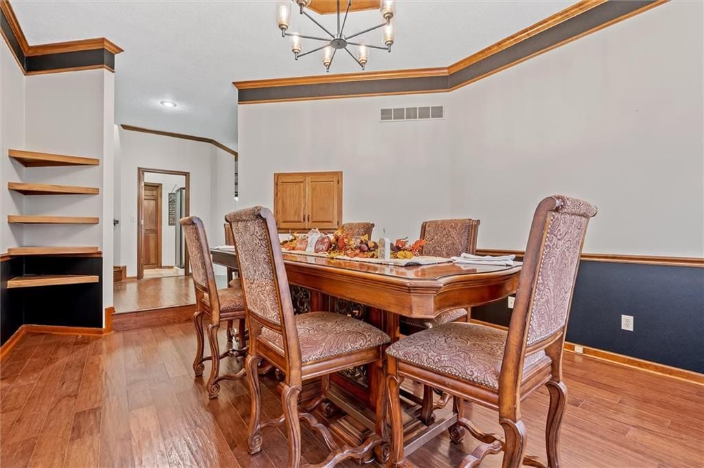 15617 Oakmont Drive — photo 6