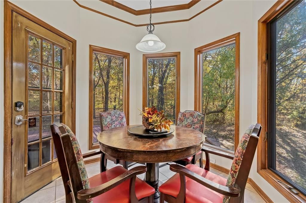 15617 Oakmont Drive — photo 13