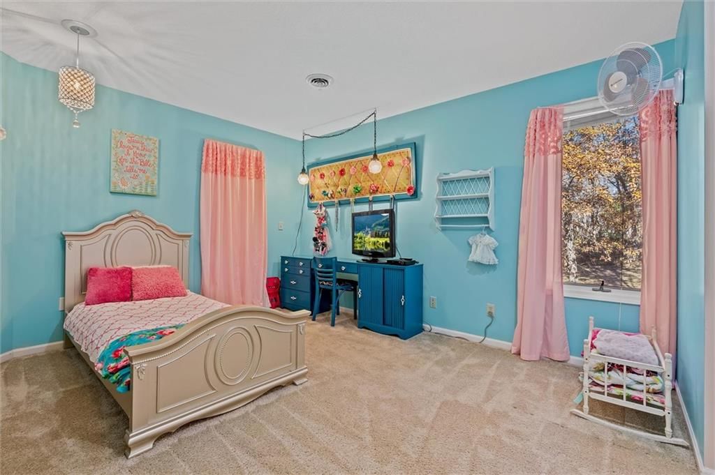 15617 Oakmont Drive — photo 27