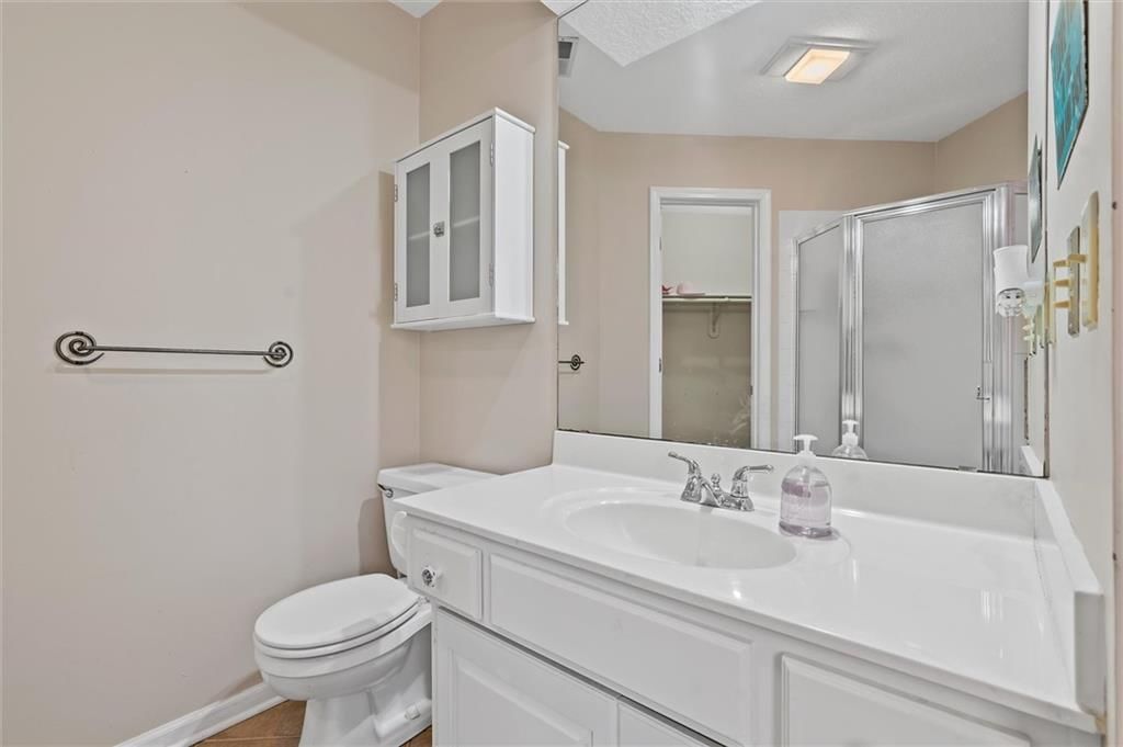 15617 Oakmont Drive — photo 29
