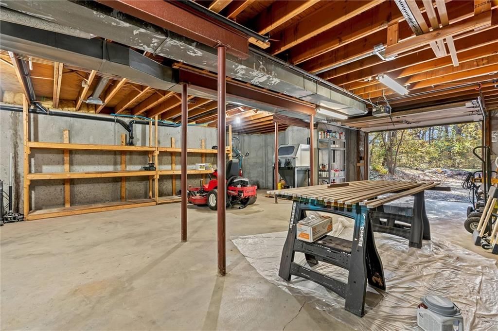 15617 Oakmont Drive — photo 32