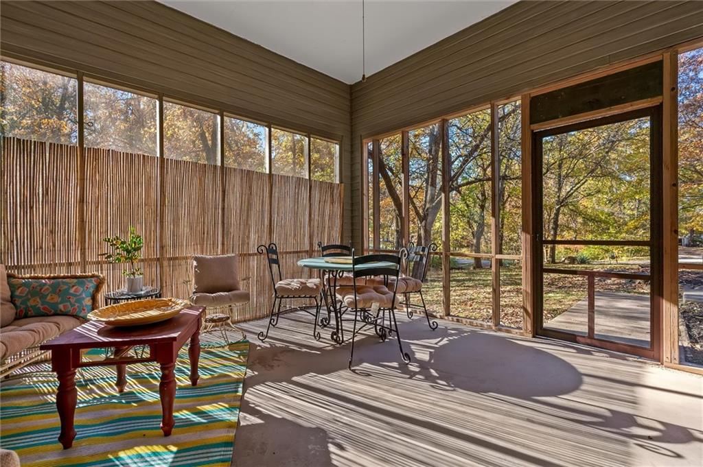 15617 Oakmont Drive — photo 33
