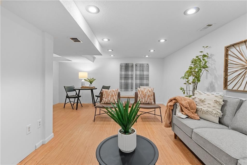 500 SW Mission Road — photo 15
