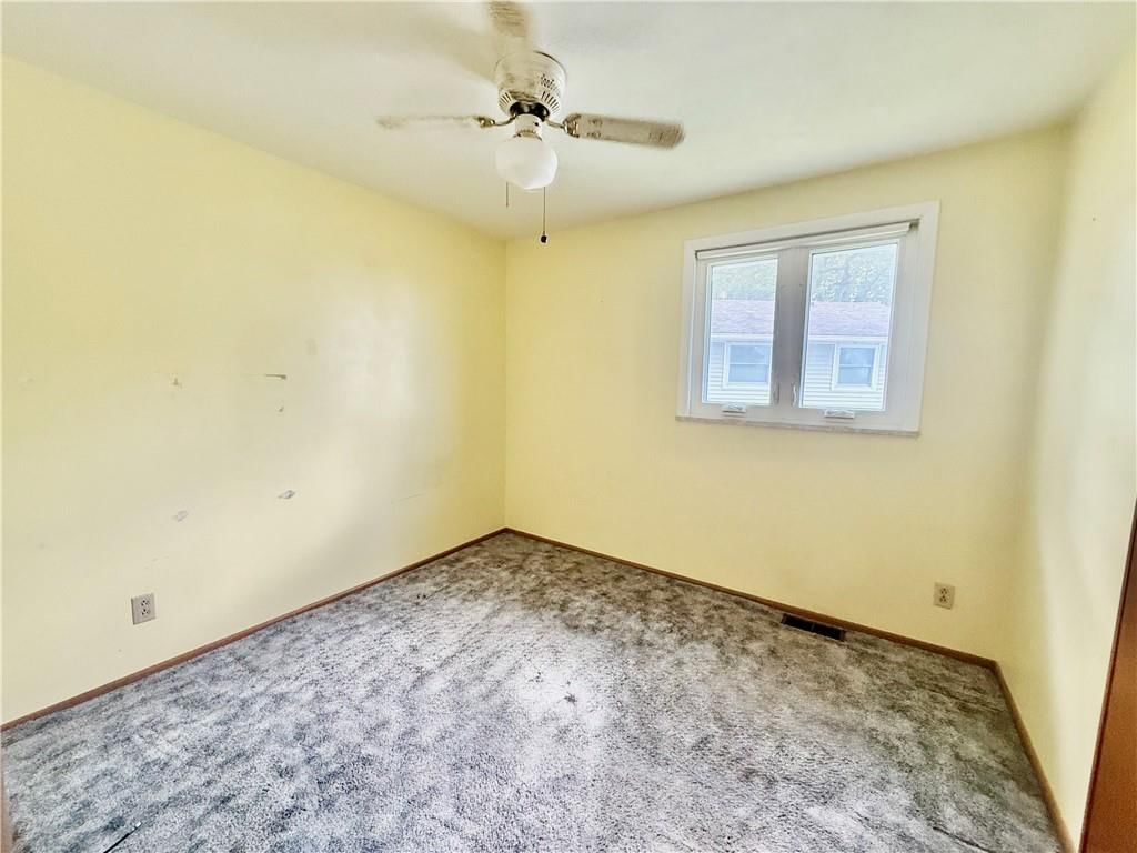 1228 W Crestview Drive — photo 11