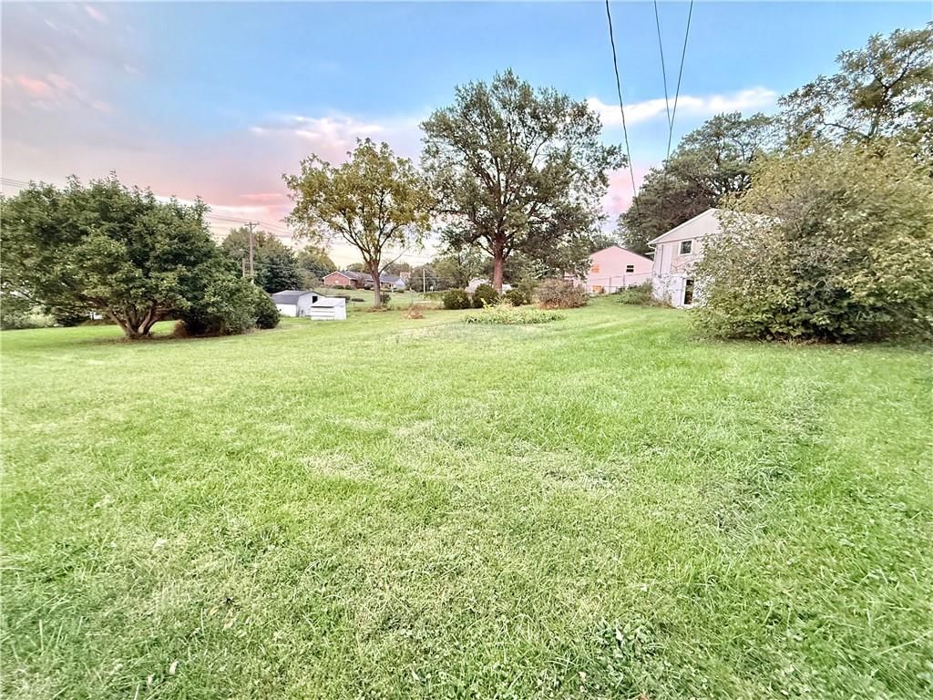 1228 W Crestview Drive — photo 21