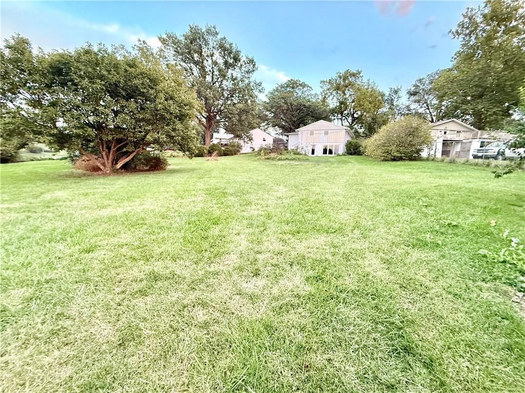 1228 W Crestview Drive — photo 22