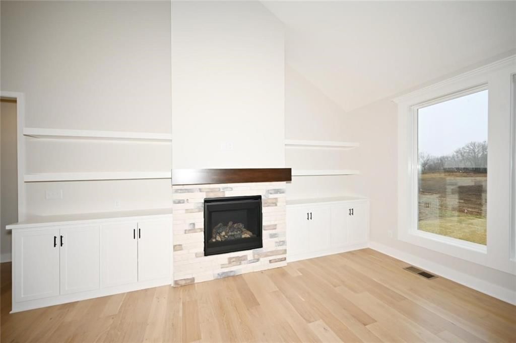 105 Johnson Circle — photo 9