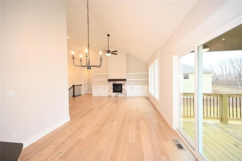 105 Johnson Circle — photo 10