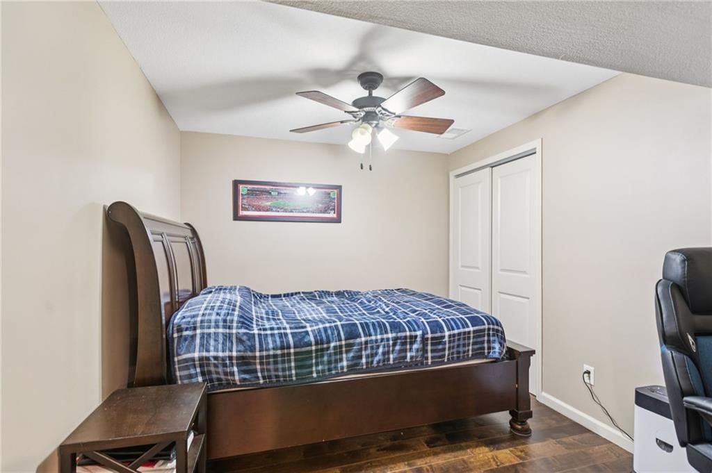 5403 N 101st Terrace — photo 32