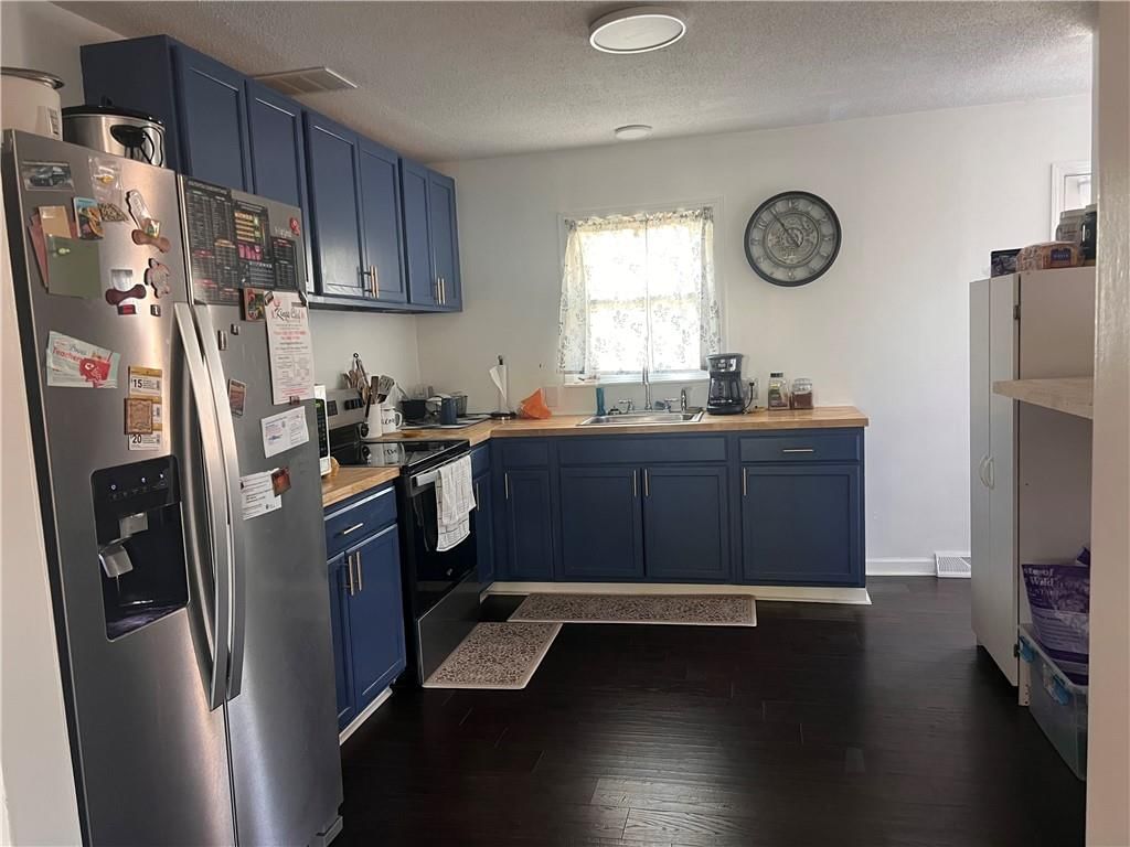 611 S Summit Road — photo 8