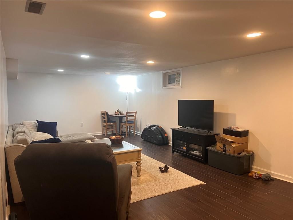 611 S Summit Road — photo 15