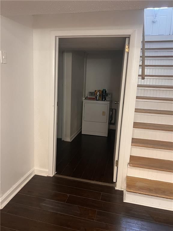 611 S Summit Road — photo 16