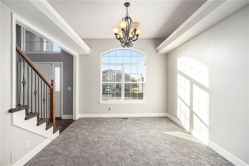 605 S Franklin Street — photo 9