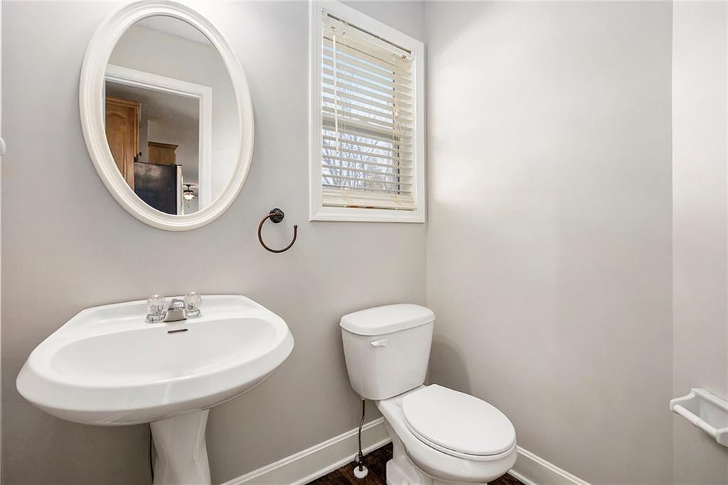605 S Franklin Street — photo 20