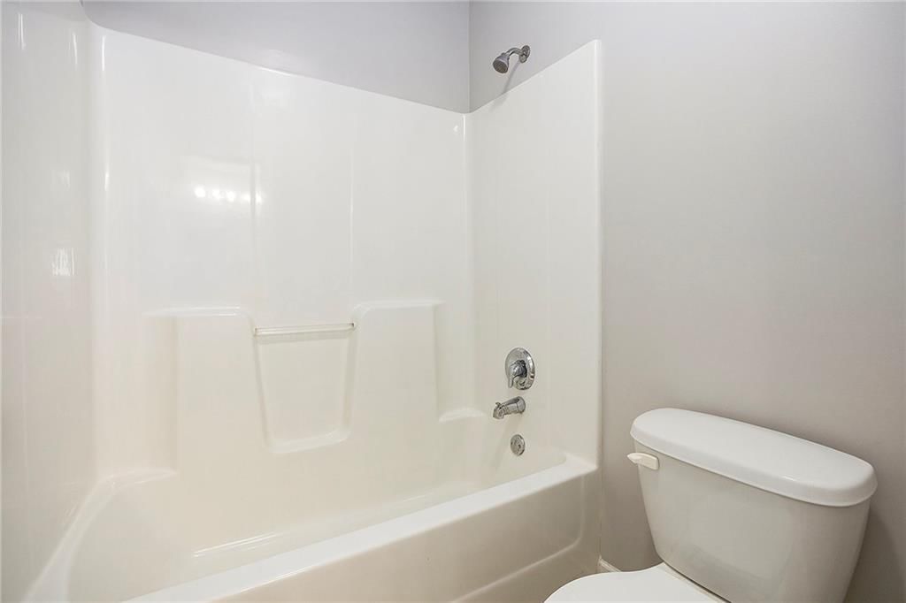 605 S Franklin Street — photo 33