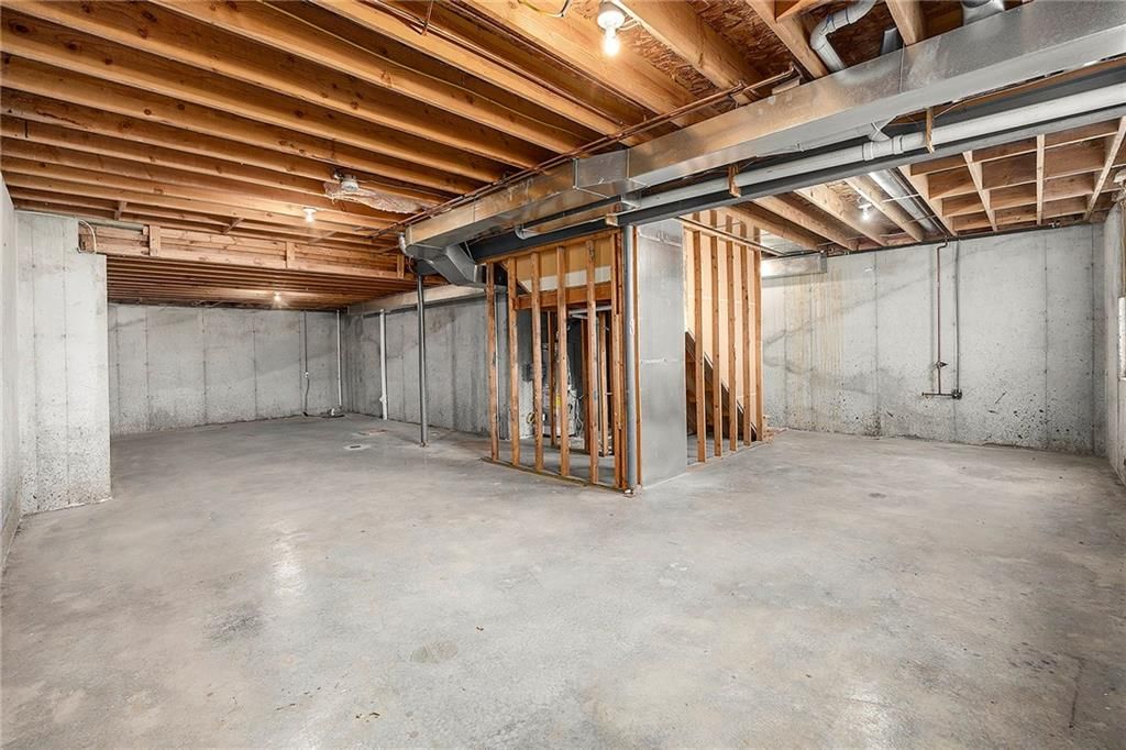 605 S Franklin Street — photo 36