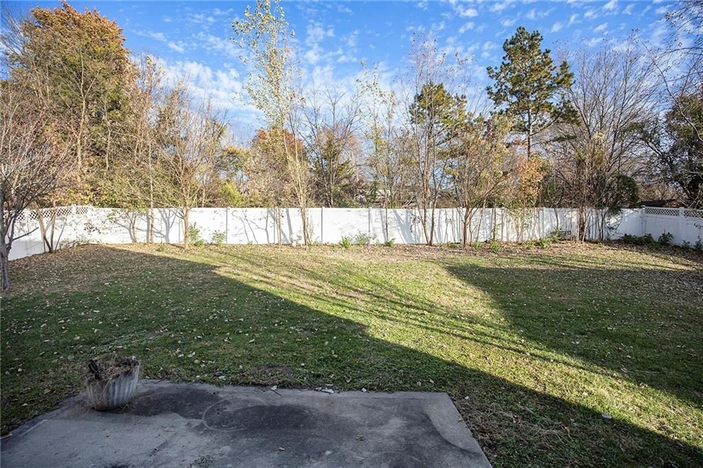 605 S Franklin Street — photo 37