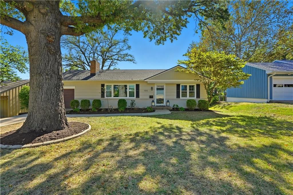 5013 W 65th Terrace, Prairie Village, KS
