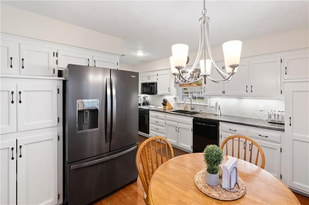 14900 S Locust Street — photo 10