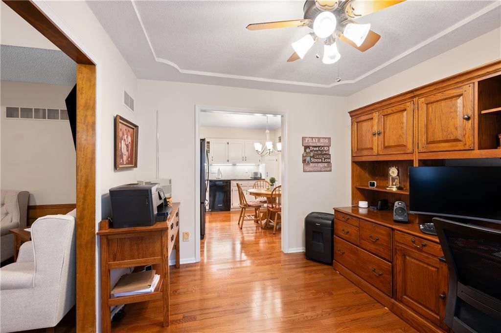 14900 S Locust Street — photo 15