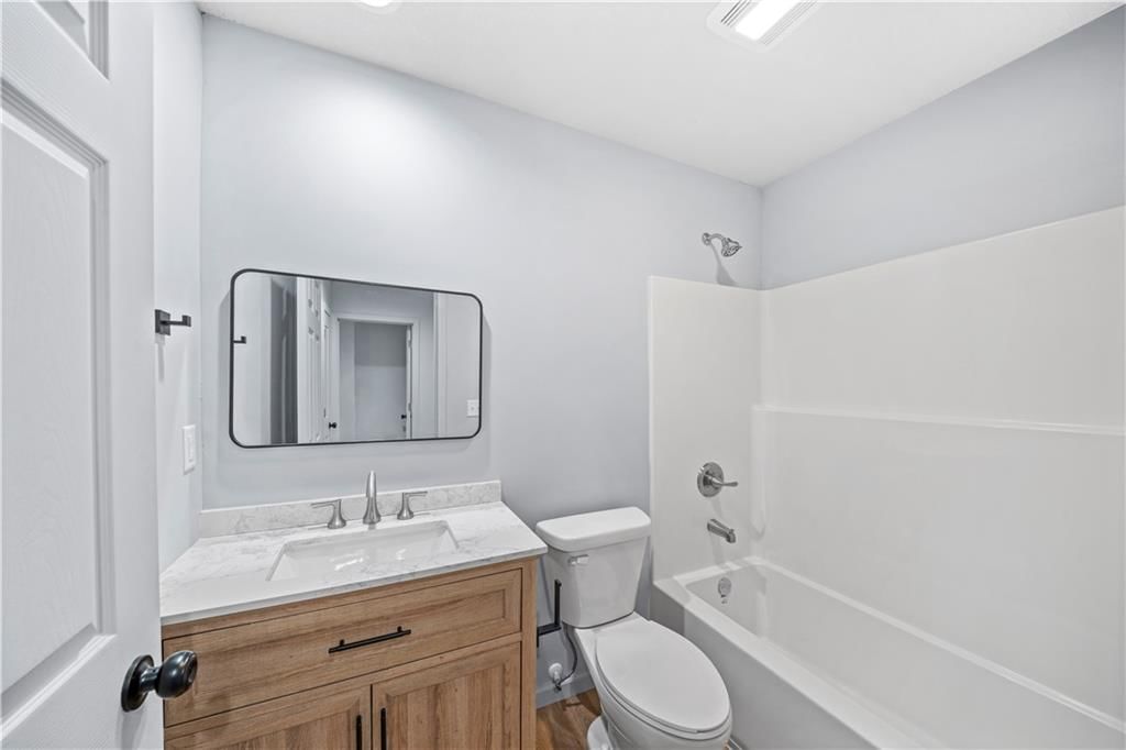520 W Hunter Street — photo 15