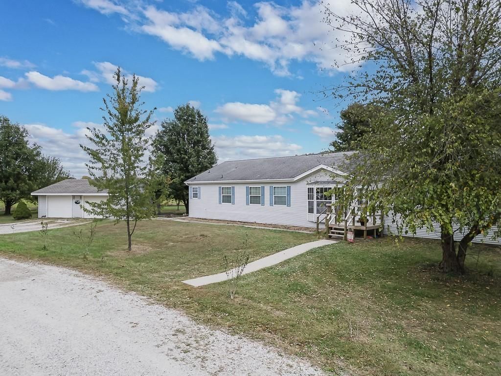 24785 Evans Road — photo 1
