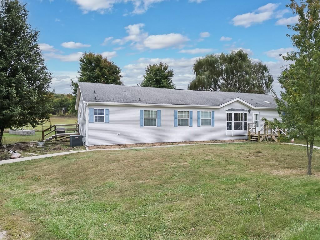 24785 Evans Road — photo 23